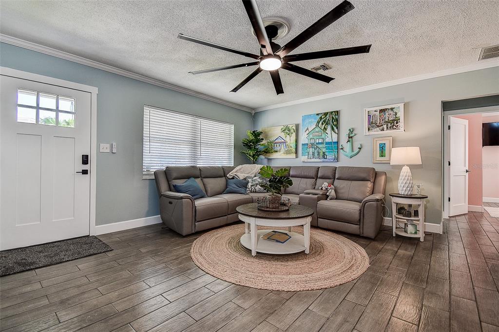 725 Sunset Cove Madeira Beach, FL 33708 - Photo 17 of 61