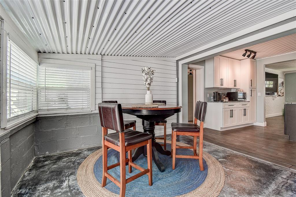 725 Sunset Cove Madeira Beach, FL 33708 - Photo 19 of 61