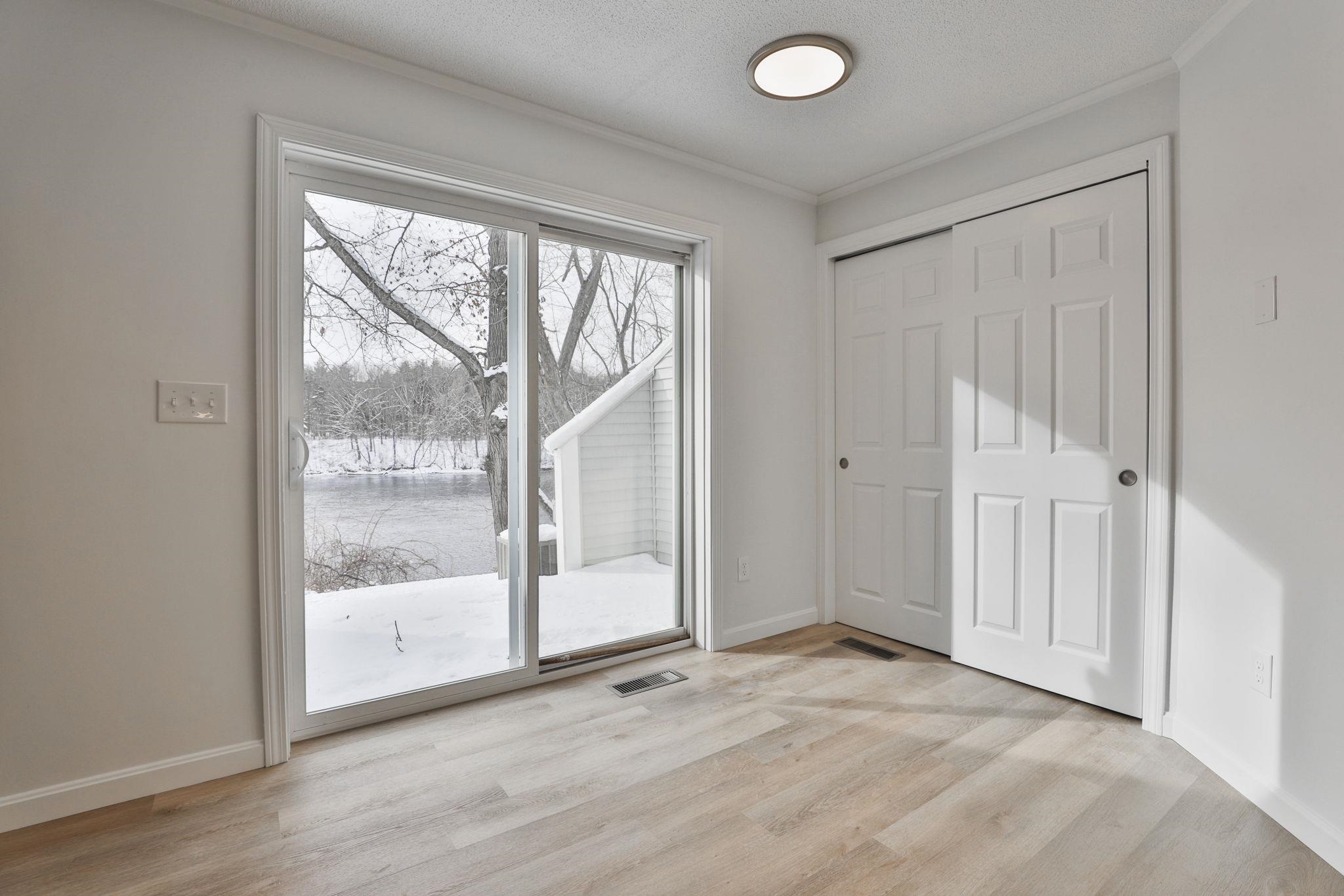 3030 Brown Avenue, Unit 20 Manchester, NH 03103 - Photo 13 of 37