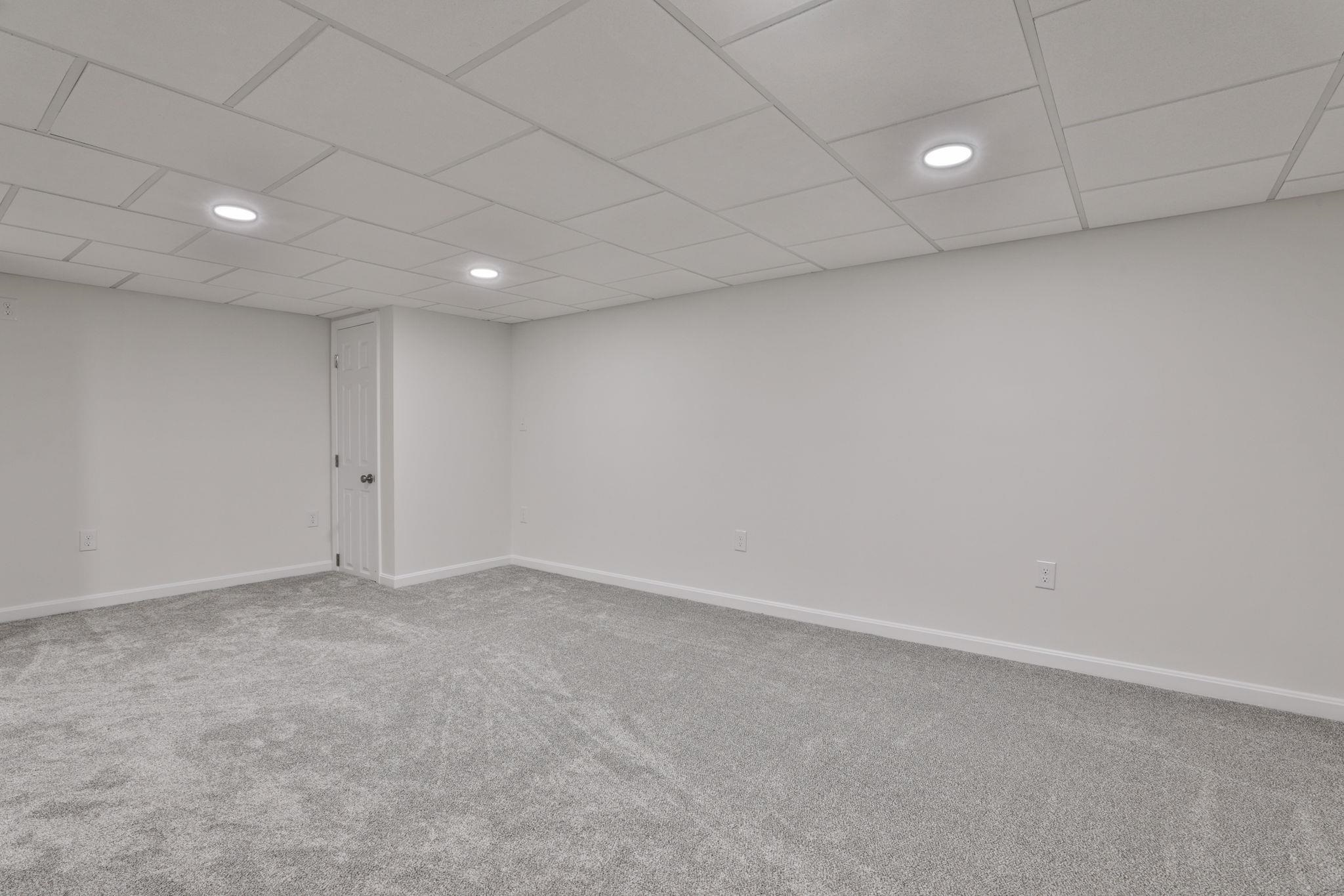 3030 Brown Avenue, Unit 20 Manchester, NH 03103 - Photo 28 of 37