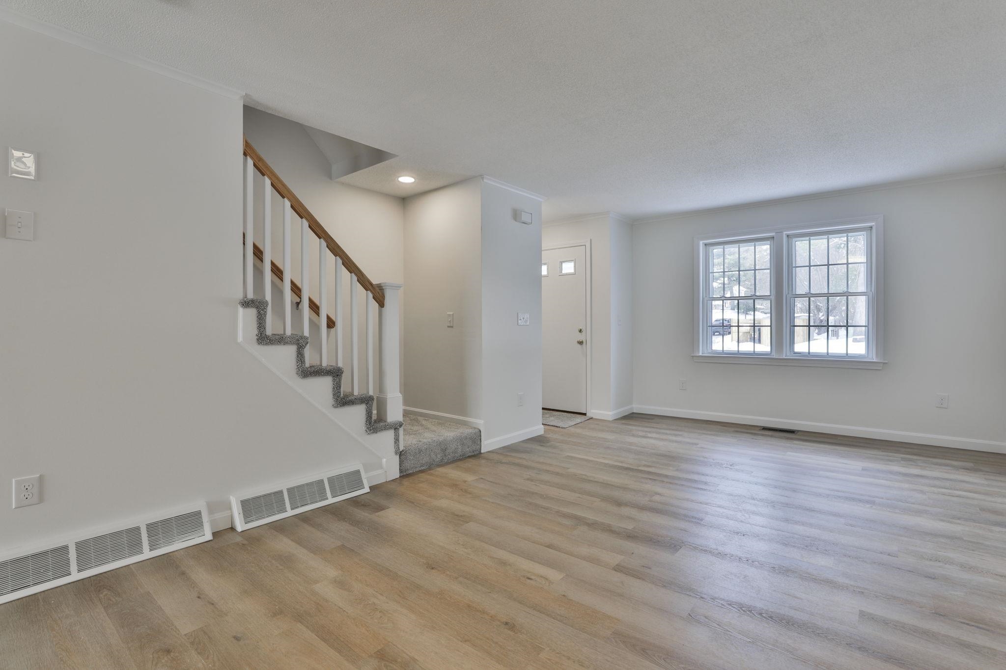 3030 Brown Avenue, Unit 20 Manchester, NH 03103 - Photo 6 of 37