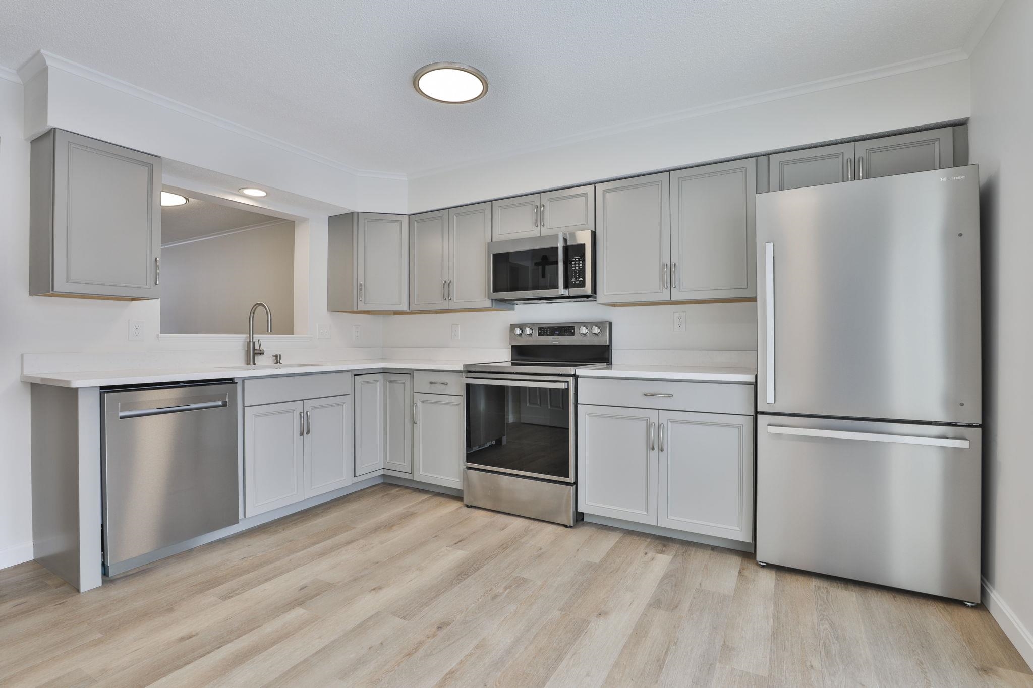 3030 Brown Avenue, Unit 20 Manchester, NH 03103 - Photo 10 of 37