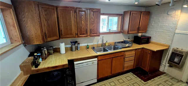 $180,000 | 49 Lake Street, Harpersfield, NY 12167