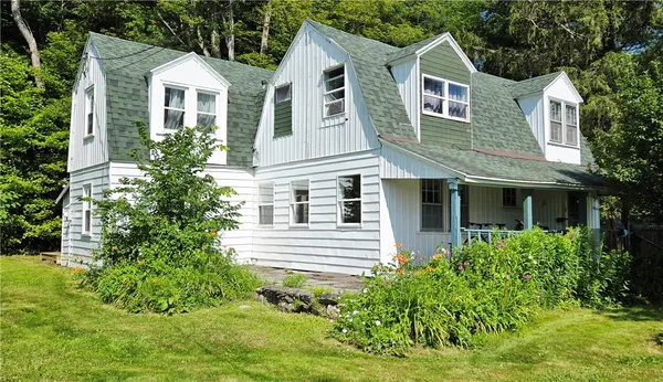 $180,000 | 49 Lake Street, Harpersfield, NY 12167