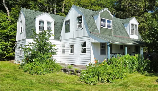 $180,000 | 49 Lake Street, Harpersfield, NY 12167