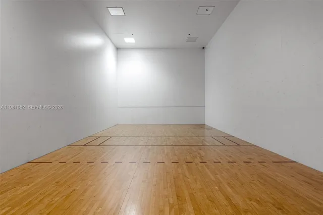 $5,000 | 690 Southwest 1st Court, Unit 3124, Miami, FL 33130