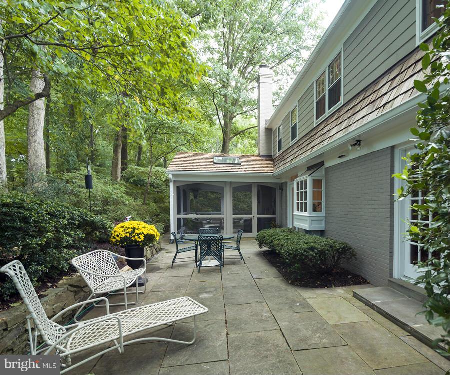 8006 Greentree Road Bethesda, MD 20817 - Photo 27 of 30 Exterior (General)