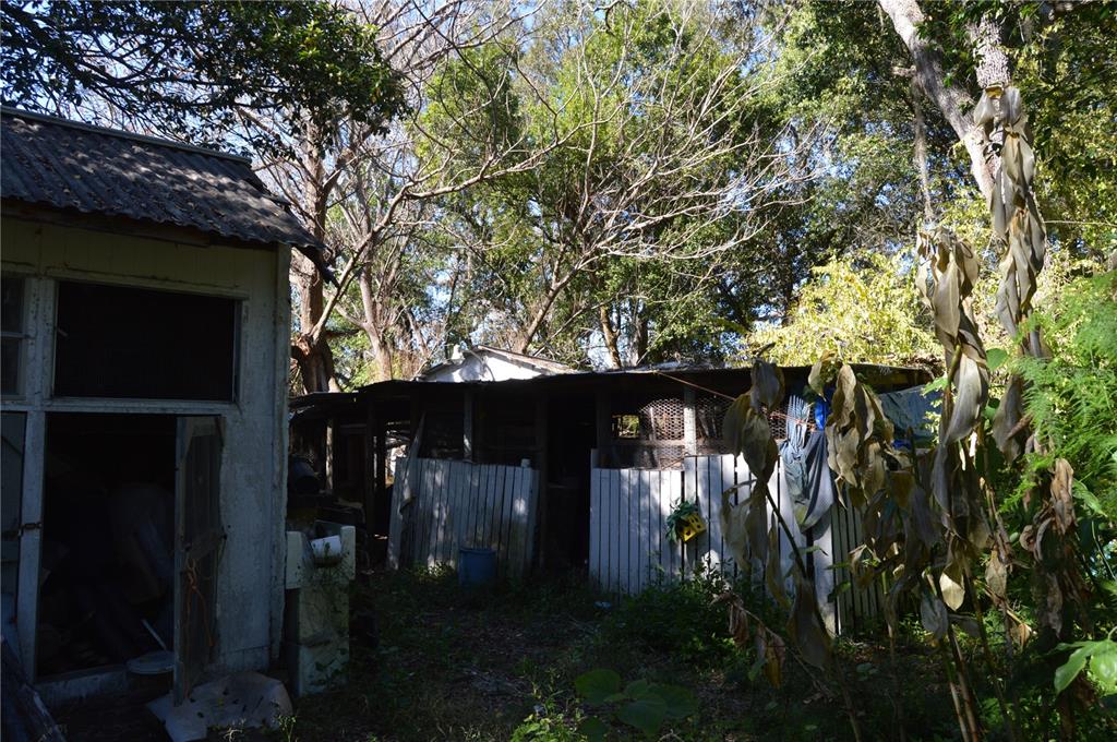18117 Branch Road Hudson, FL 34667 - Photo 12 of 22 a view of outdoor space