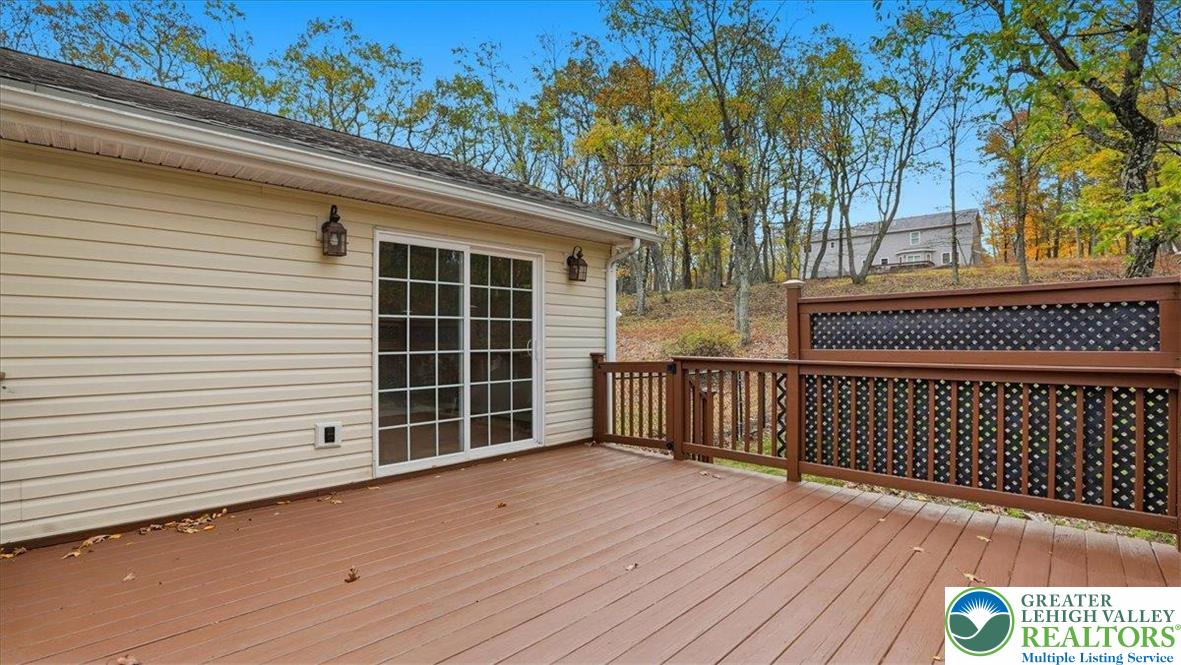 2318 Sunbird Court Scotrun, PA 18355 - Photo 35 of 56