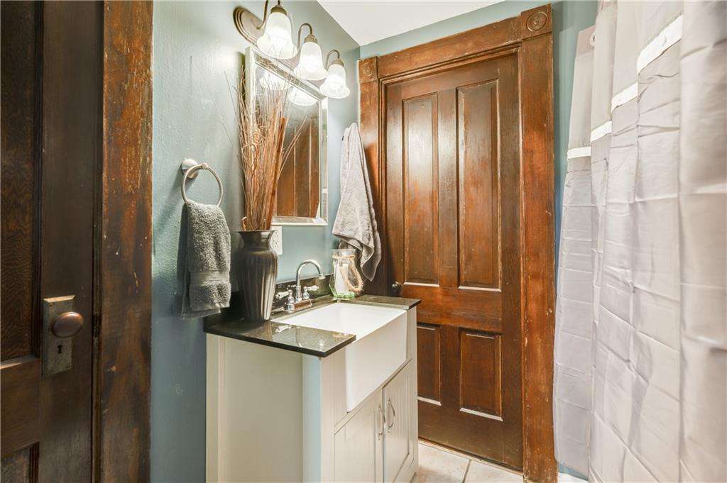1640 Union Street Columbus, IN 47201 - Photo 17 of 33 Gallery Image 17