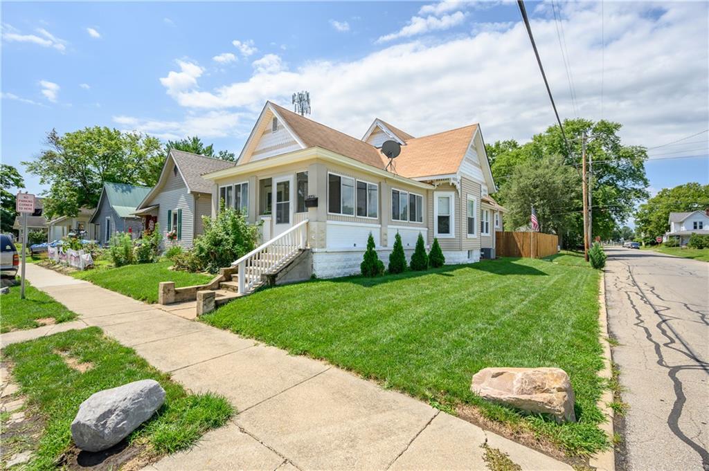 1640 Union Street Columbus, IN 47201 - Photo 2 of 33 Gallery Image 2