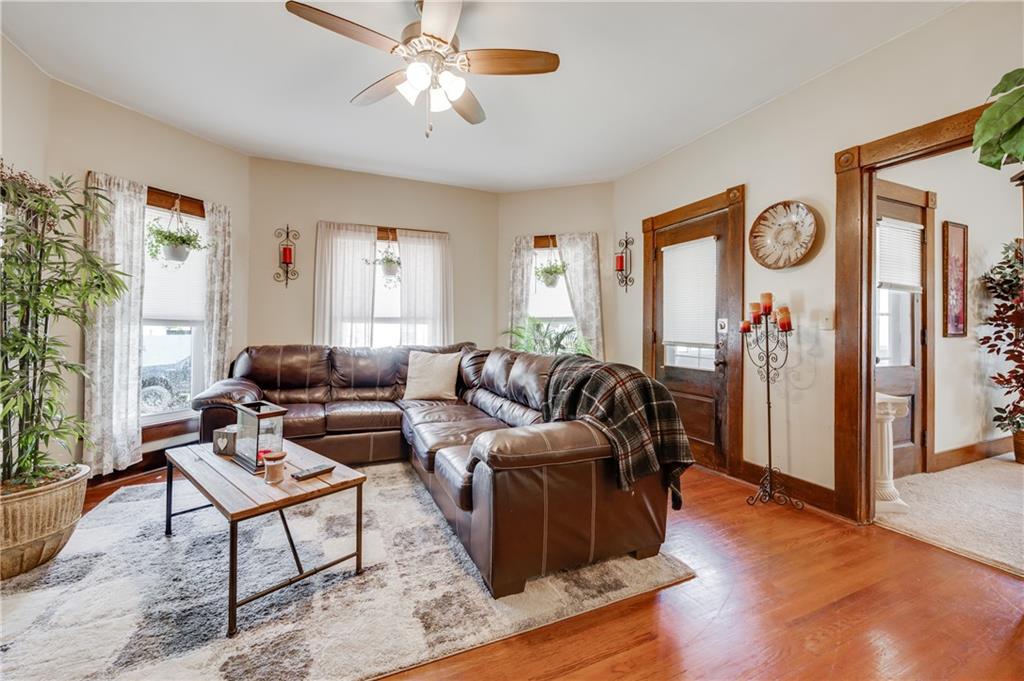 1640 Union Street Columbus, IN 47201 - Photo 7 of 33 Gallery Image 7