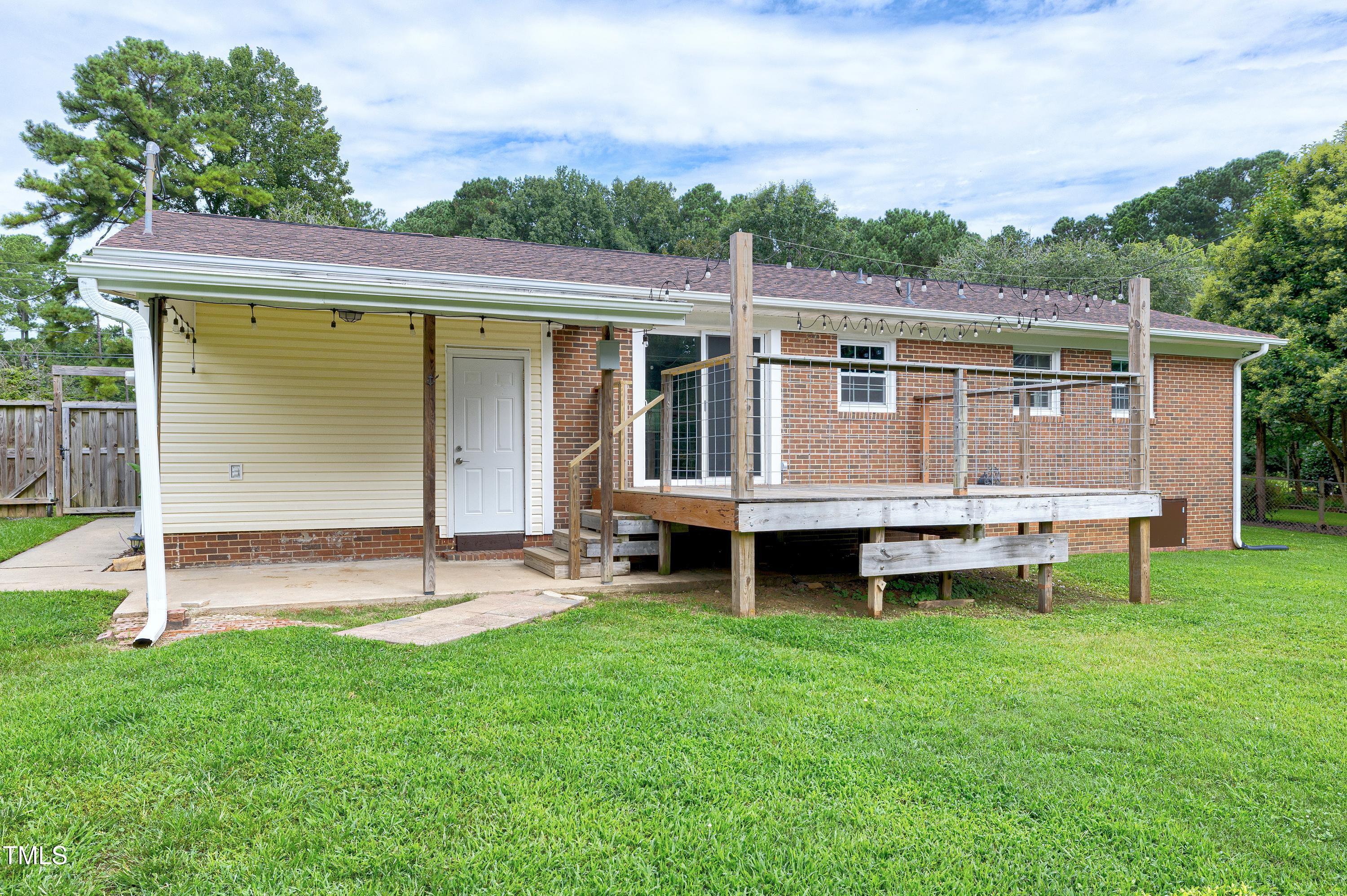 3704 Rivermont Road Durham, NC 27712 - Photo 31 of 42 Scene-32