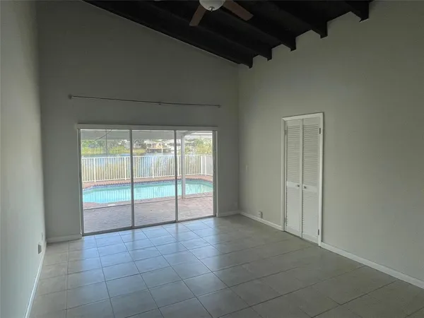 $3,100 | 5420 Southwest 25th Avenue, Unit 12, Dania Beach, FL 33312