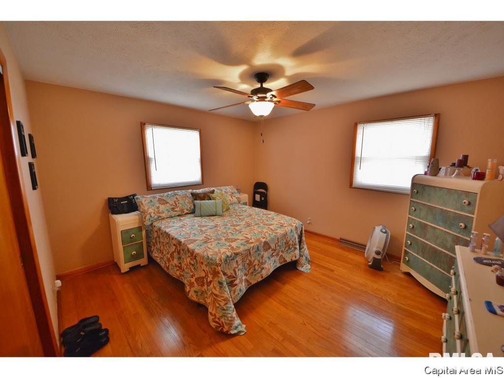 1025 North 8th Street Springfield, IL 62702 - Photo 13 of 28