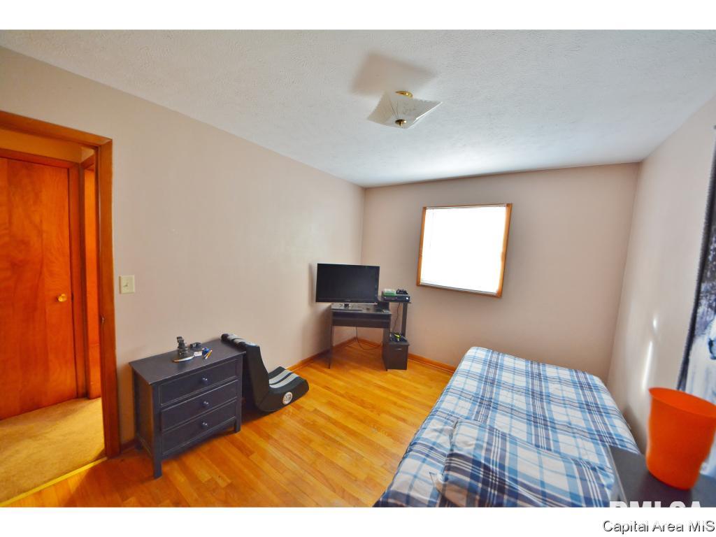 1025 North 8th Street Springfield, IL 62702 - Photo 17 of 28