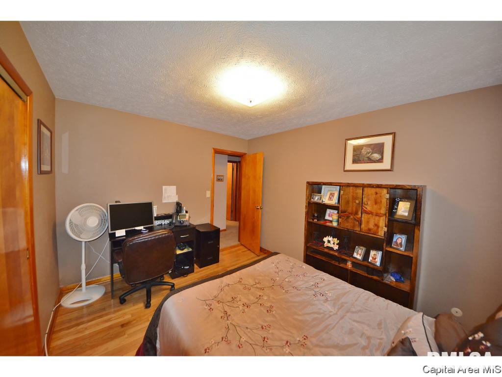 1025 North 8th Street Springfield, IL 62702 - Photo 10 of 28