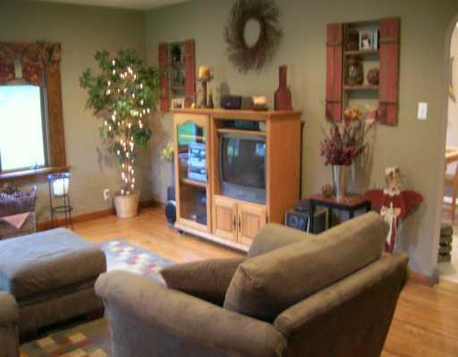 584 Whitestown Road Butler, PA 16001 - Photo 4 of 7