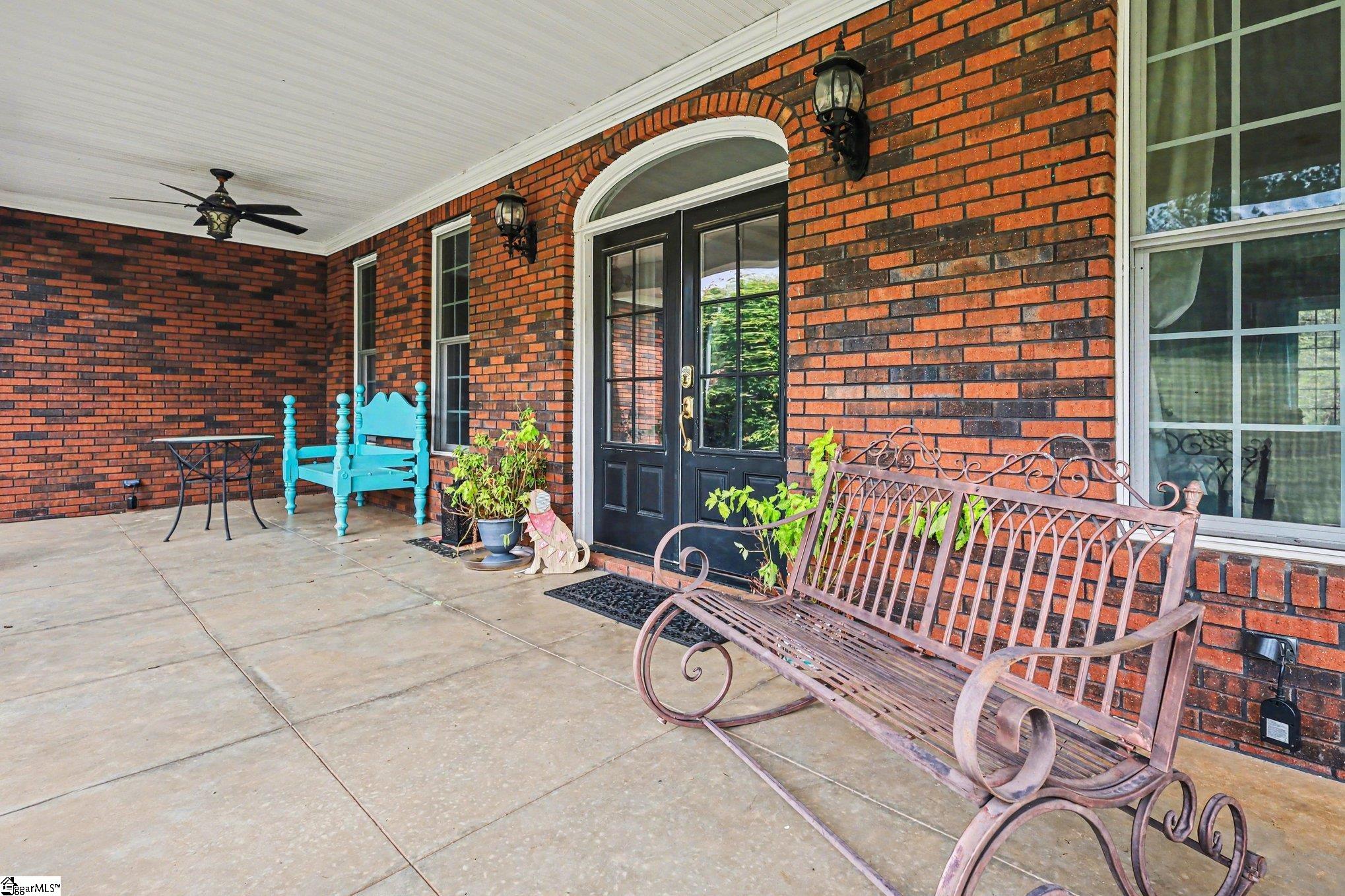 1074 Penland Road Laurens, SC 29360 - Photo 5 of 44