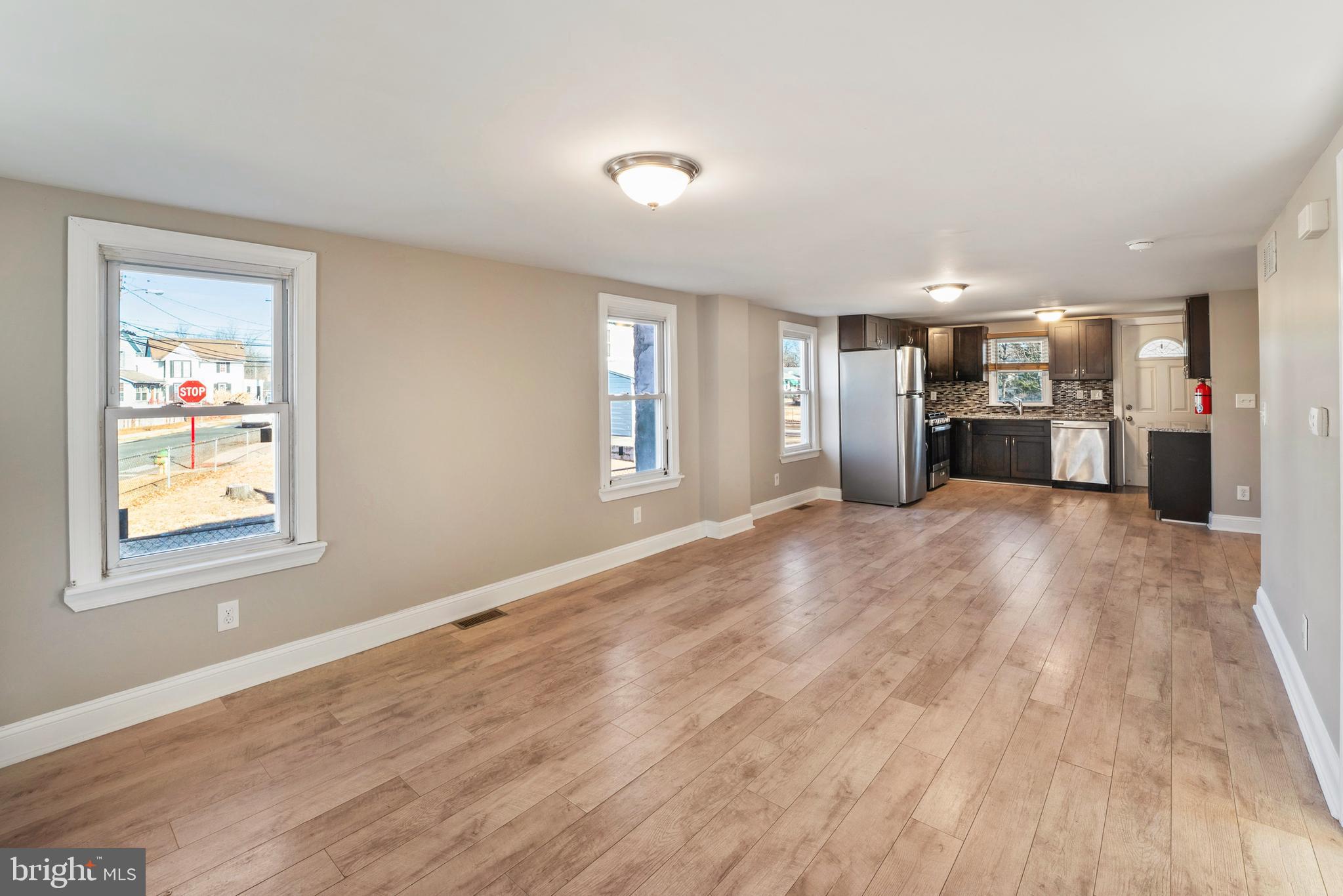 1311 Penn Line Road Paulsboro, NJ 08066 - Photo 4 of 24 Living Room to Dining Room