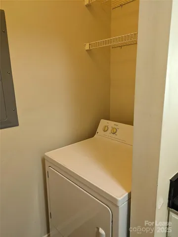 $1,400 | 917 Shearer Street, Unit 20, Davidson, NC 28036