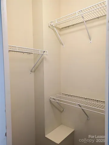 $1,400 | 917 Shearer Street, Unit 20, Davidson, NC 28036