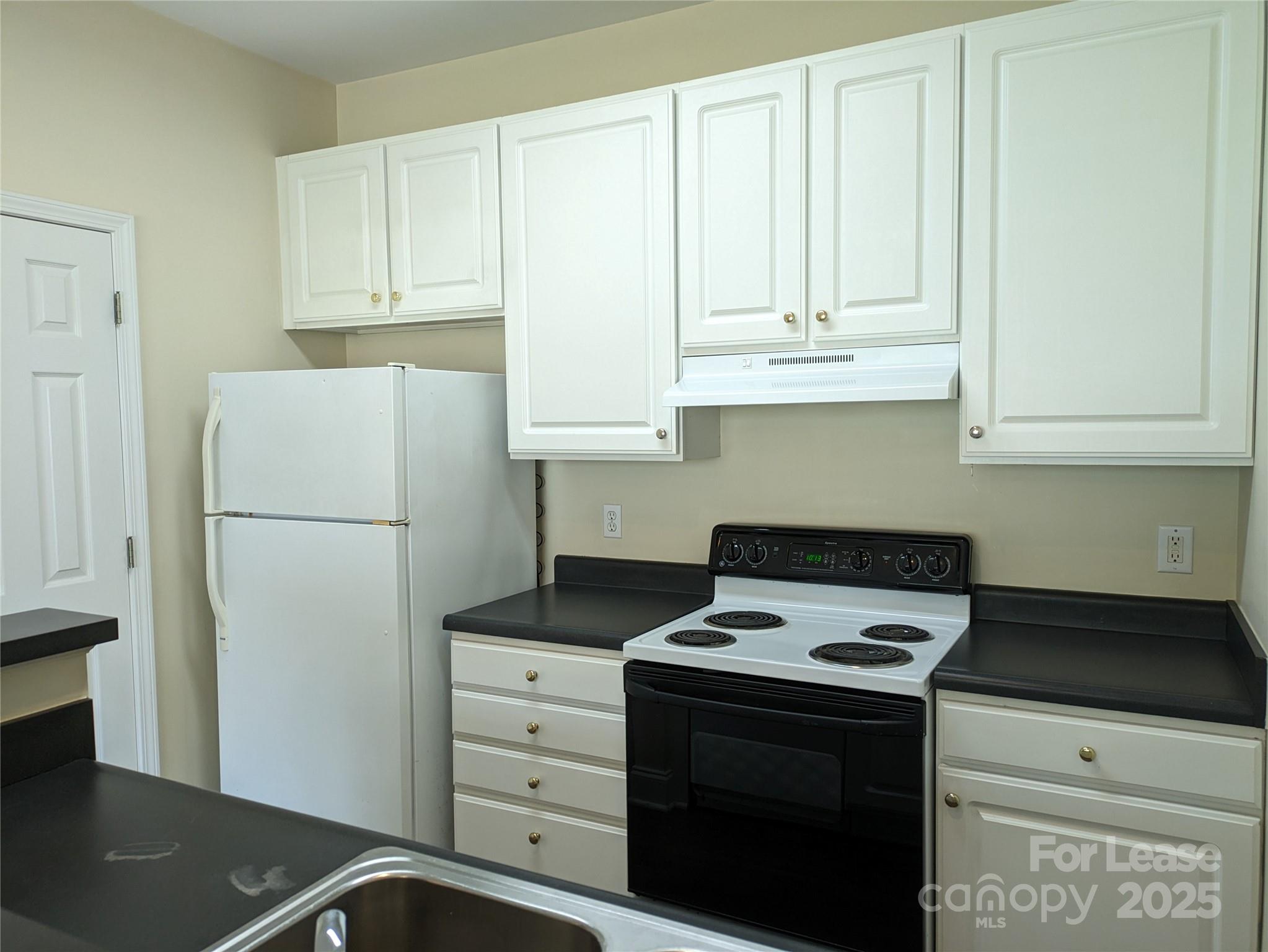 917 Shearer Street, Unit 20 Davidson, NC 28036 - Photo 10 of 33