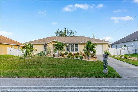 $324,500 | 3601 Surfside Boulevard, Cape Coral, FL 33914