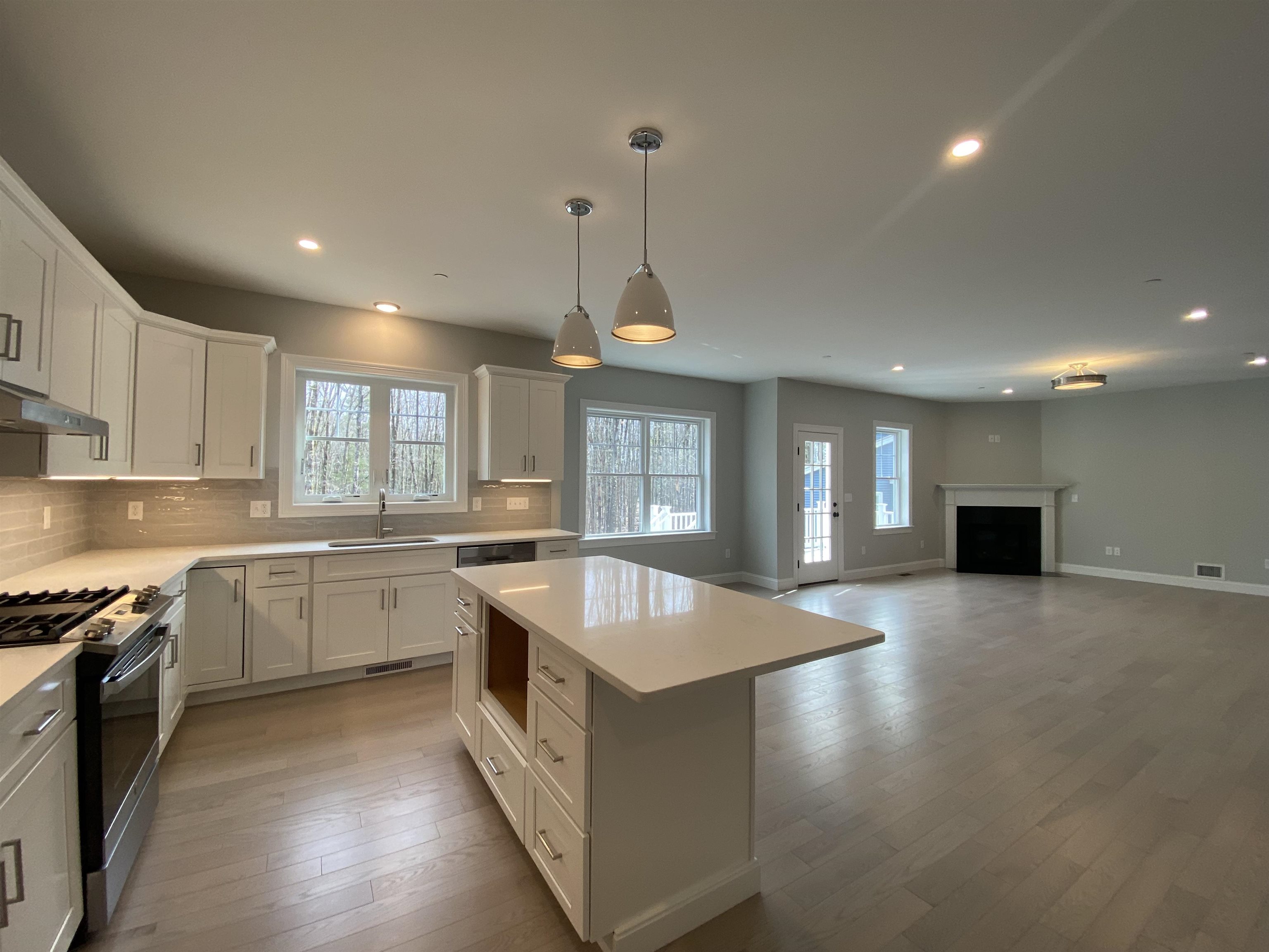 0 Banfield Road, Unit 7 Portsmouth, NH 03801 - Photo 4 of 32