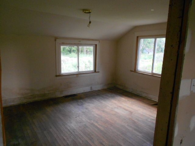 6257 Grand River Road Bancroft, MI 48414 - Photo 4 of 6 31075197-3.JPG