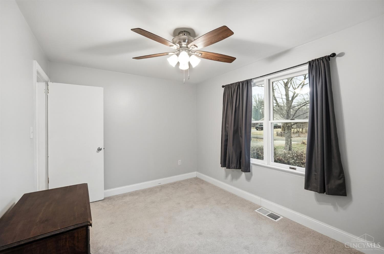 3833 Bennett Road Cincinnati, OH 45245 - Photo 30 of 63 Gallery Image 30