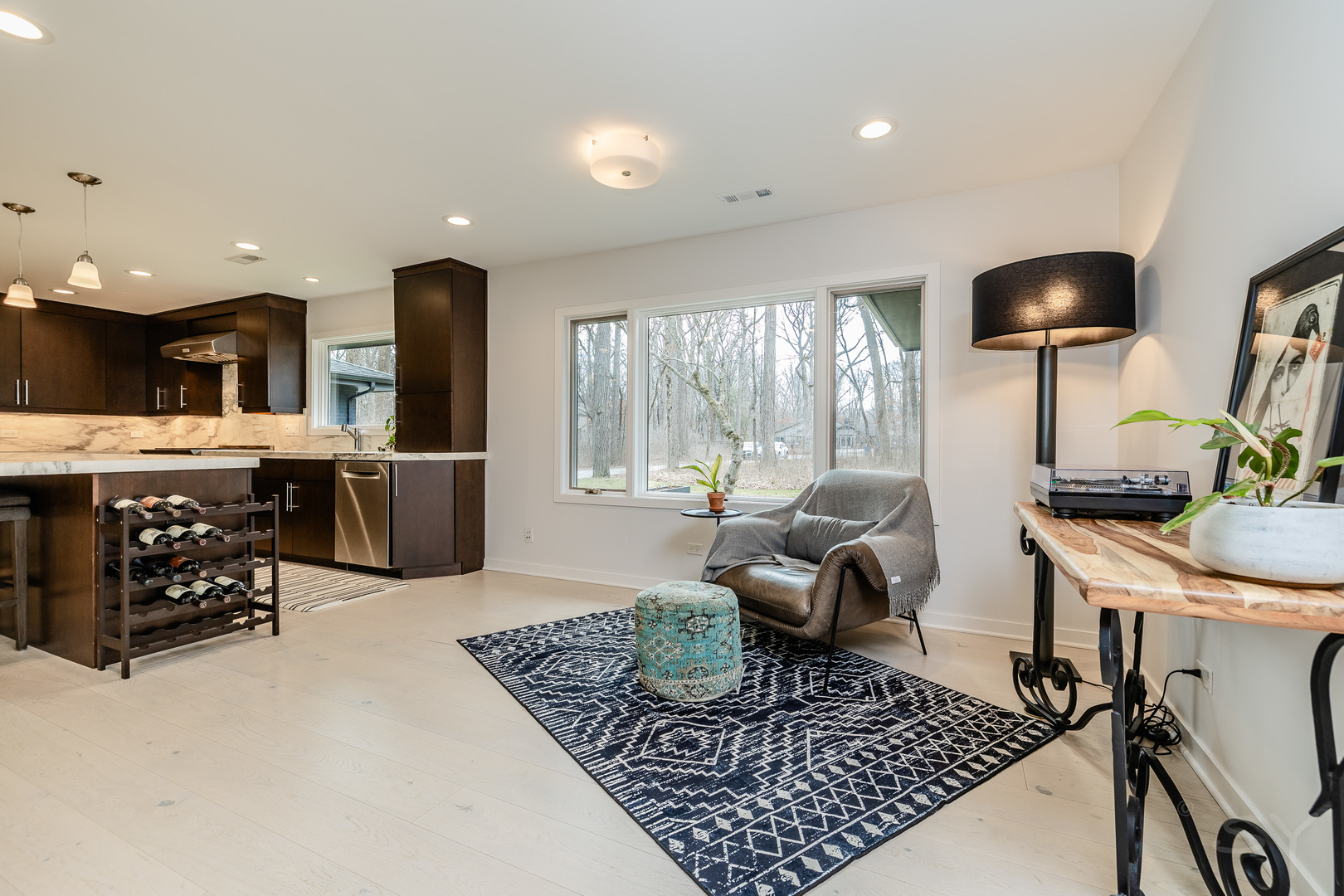 3060 Orange Brace Road Riverwoods, IL 60015 - Photo 5 of 36 a living room with furniture rug and window