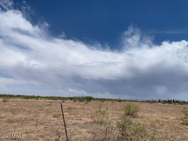 33.35-acre East Bagwell Road Douglas, AZ 85607 - Photo 6 of 9 a sunset view