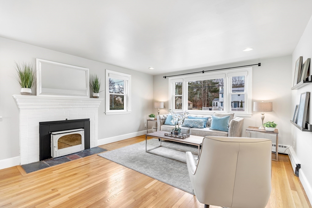 560 Bay Road Stoughton, MA 02072 - Photo 3 of 25 Gallery Image 3