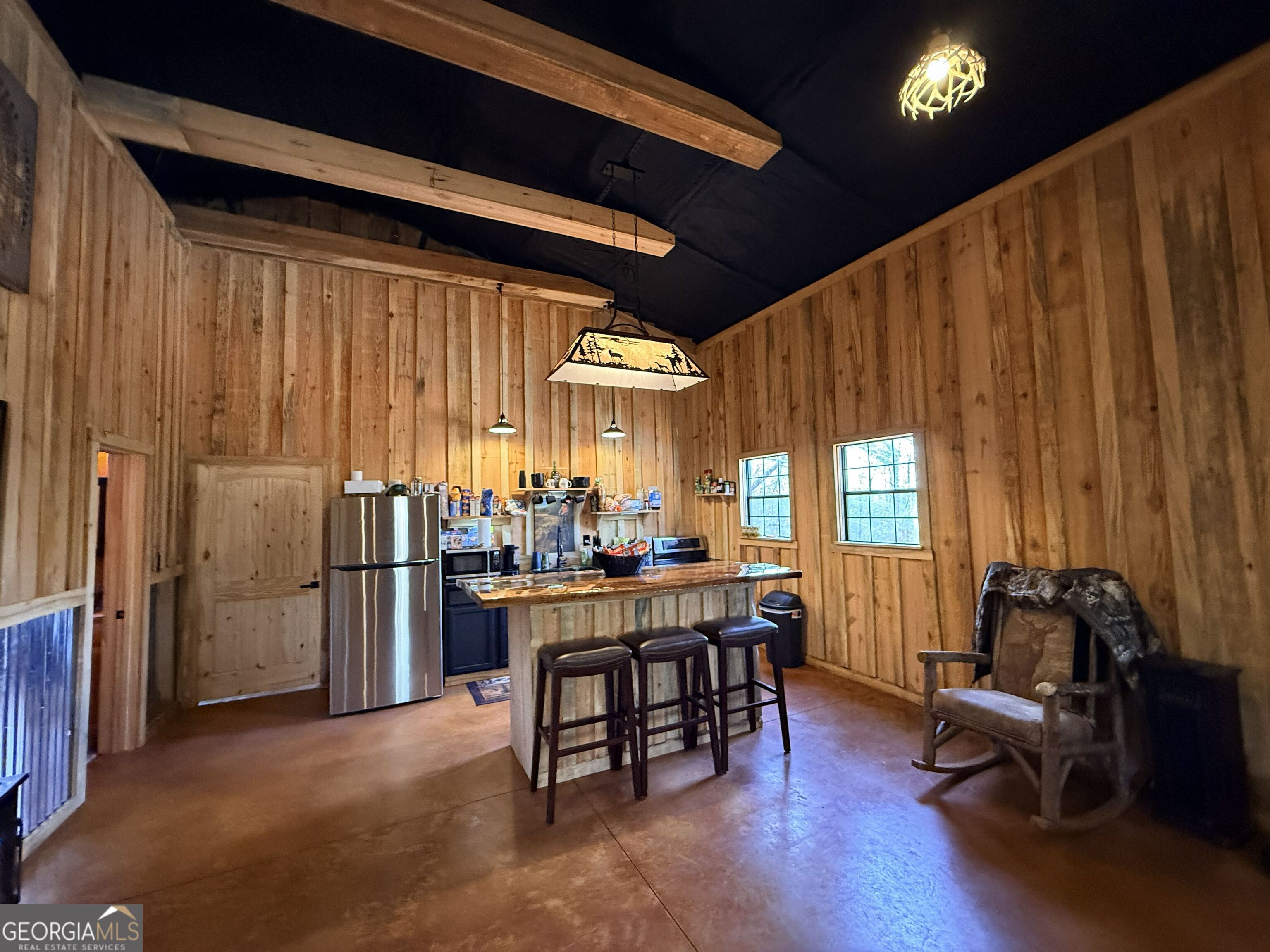 301 Beaver Dam Road Toomsboro, GA 31090 - Photo 15 of 99 a dining room with furniture and window