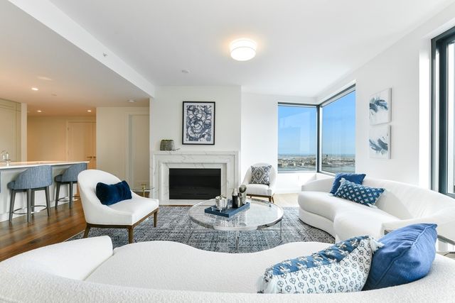 $3,450,000 | 110 Sudbury Street, Unit 4003, Boston, MA 02114