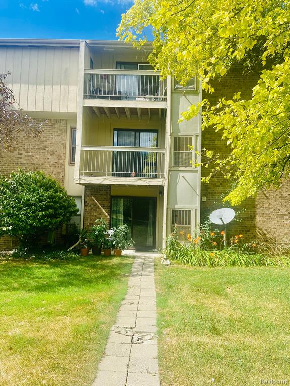 30535 West 14 Mile Road, Unit 1 Farmington, MI 48334 - Photo 26 of 33