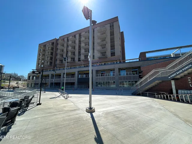 $1,941,031 | 122 Stadium Way, Unit 508, Knoxville, TN 37915