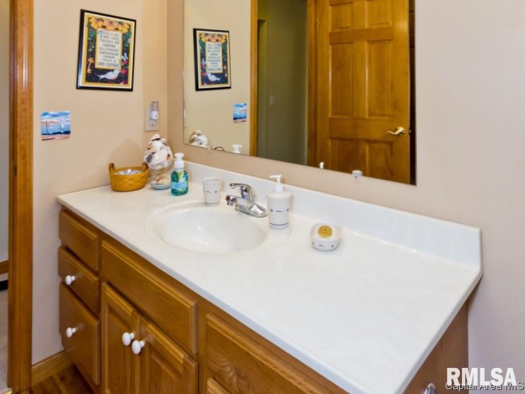 227 Huntington Road Chatham, IL 62629 - Photo 26 of 36 Gallery Image 26