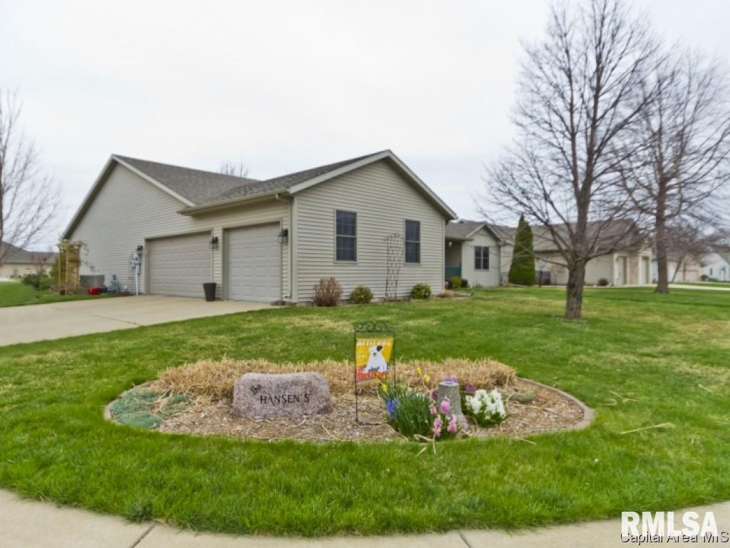 227 Huntington Road Chatham, IL 62629 - Photo 34 of 36 Gallery Image 34