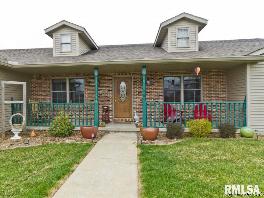 227 Huntington Road Chatham, IL 62629 - Photo 35 of 36 Gallery Image 35