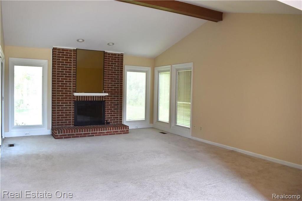 3544 Wedgewood Drive Rochester Hills, MI 48306 - Photo 12 of 26
