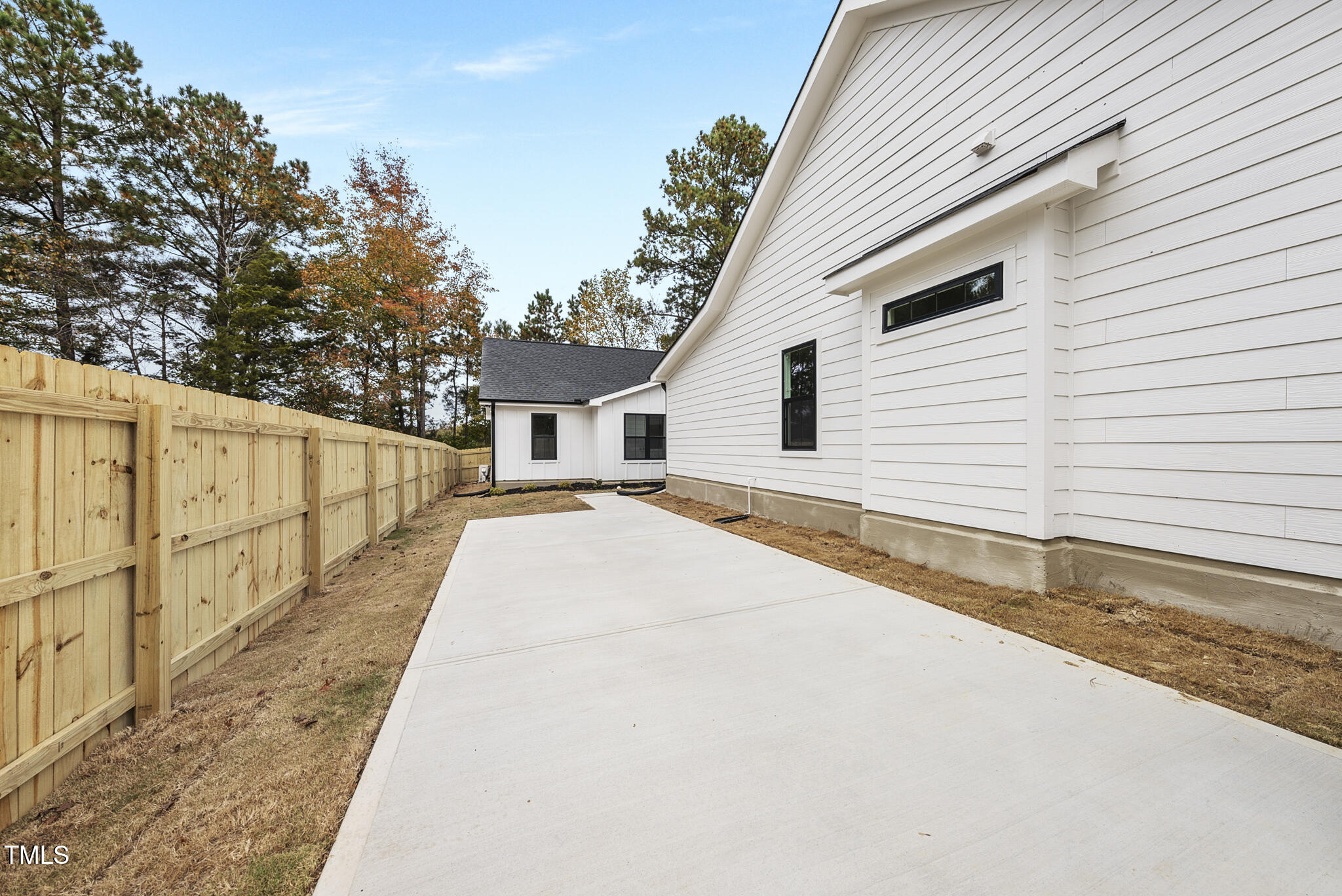 709 Chandler Road Durham, NC 27703 - Photo 11 of 58 DSC07064