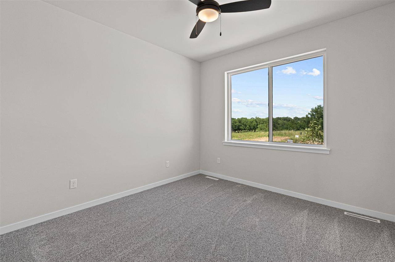 3072 Ridgeview Circle Coralville, IA 52241 - Photo 23 of 39 Gallery Image 23