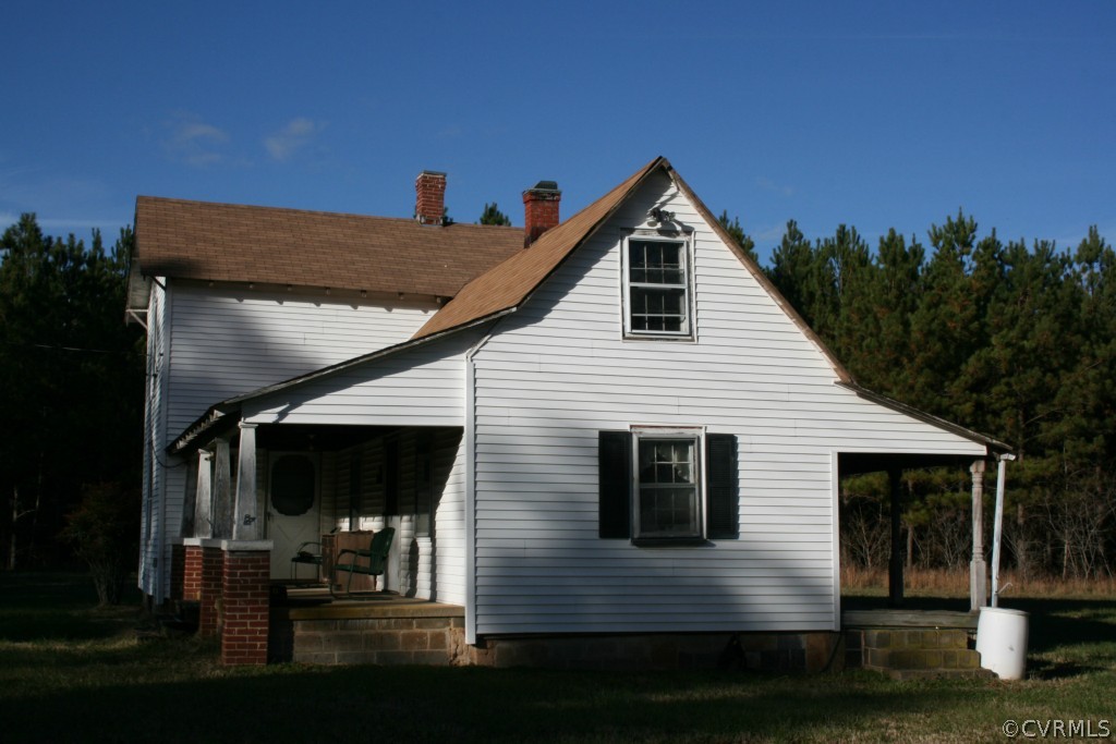 1970 Turkey Island Road Crewe, VA 23930 - Photo 2 of 15 a view of back yard of the house