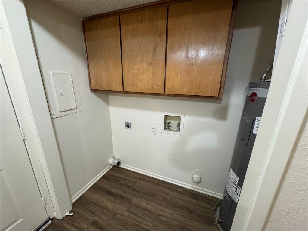 3514 Smith Barry Road Pantego, TX 76013 - Photo 8 of 16 Gallery Image 8