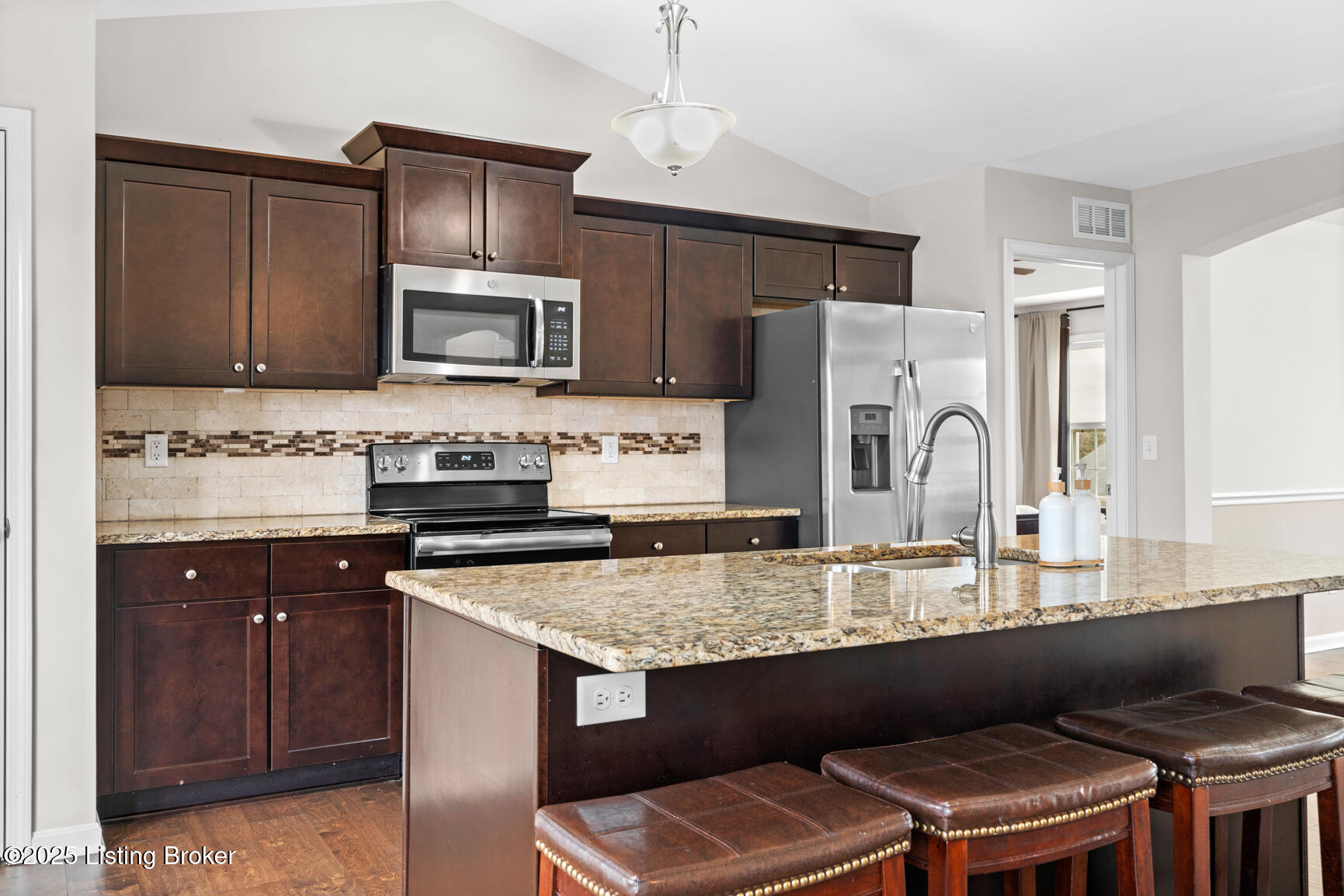 302 Riesling Way Vine Grove, KY 40175 - Photo 11 of 62 DSC02822