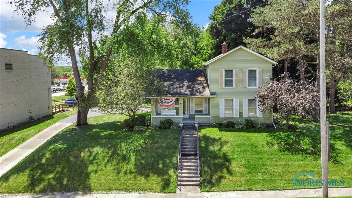 411 Farnsworth Road Waterville, OH 43566 - Photo 1 of 37 Gallery Image 1