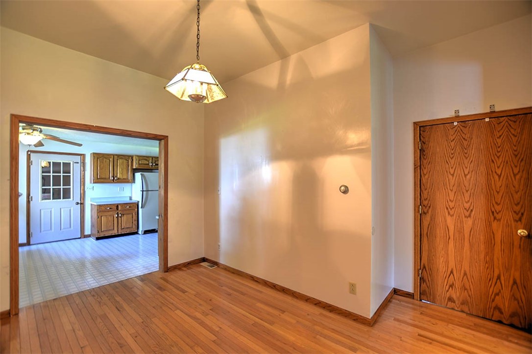 418 West 1st Street Assumption, IL 62510 - Photo 14 of 28