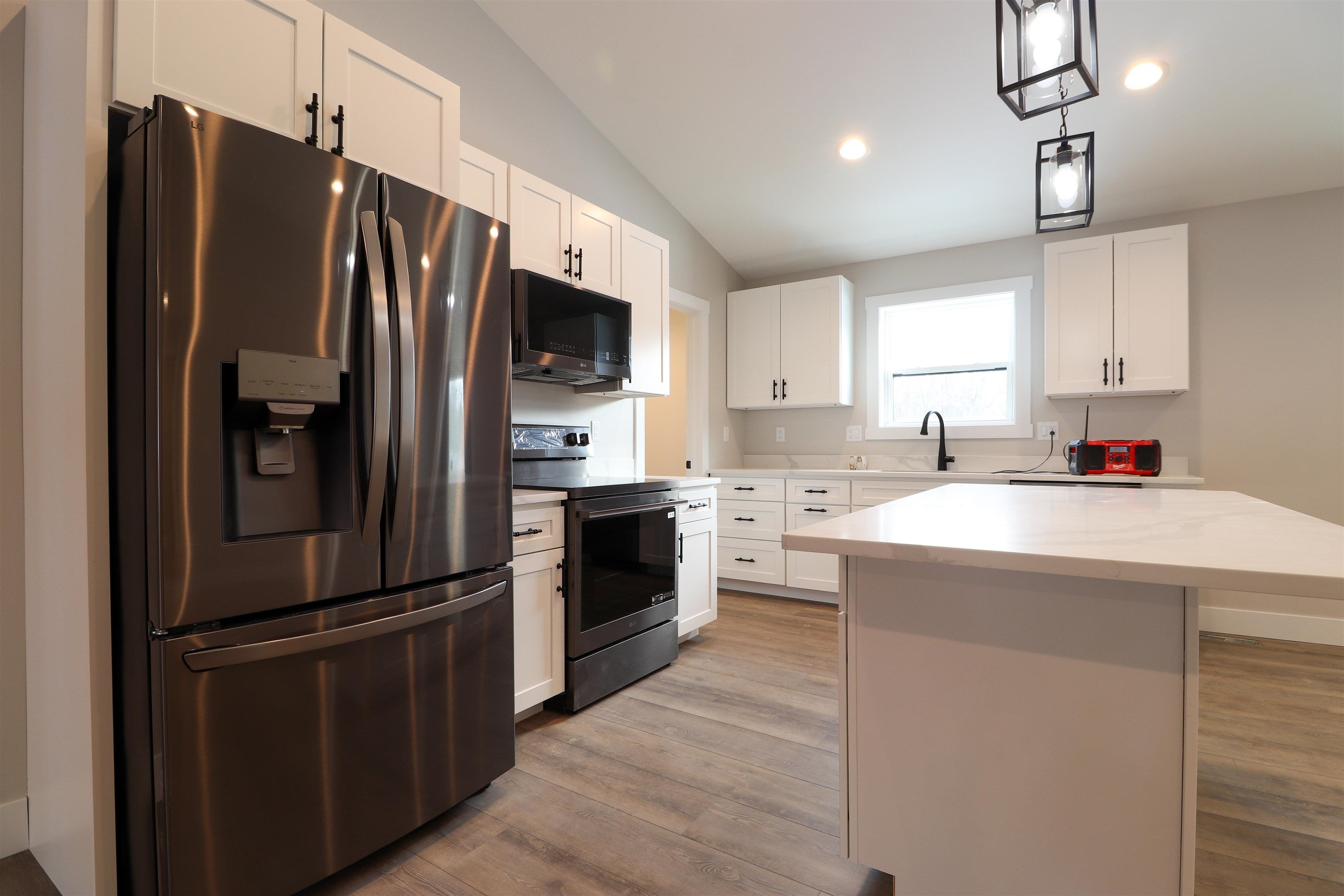 801 Hawkeye Heights Road Dubuque, IA 52001 - Photo 7 of 30 Gallery Image 7